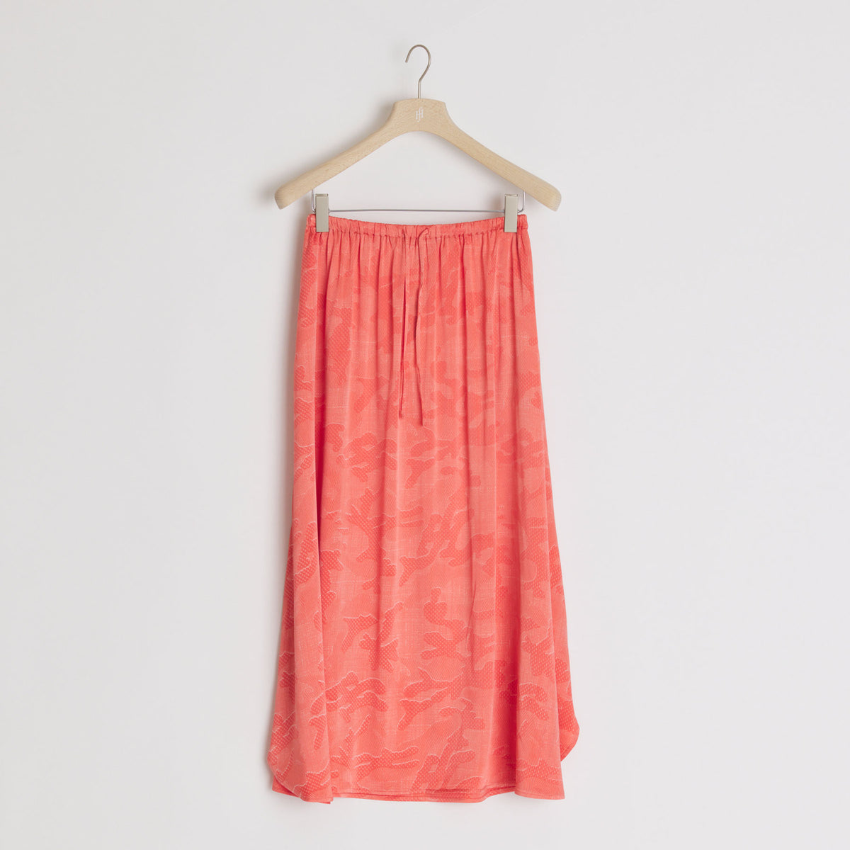 Skirt Loupe Covering